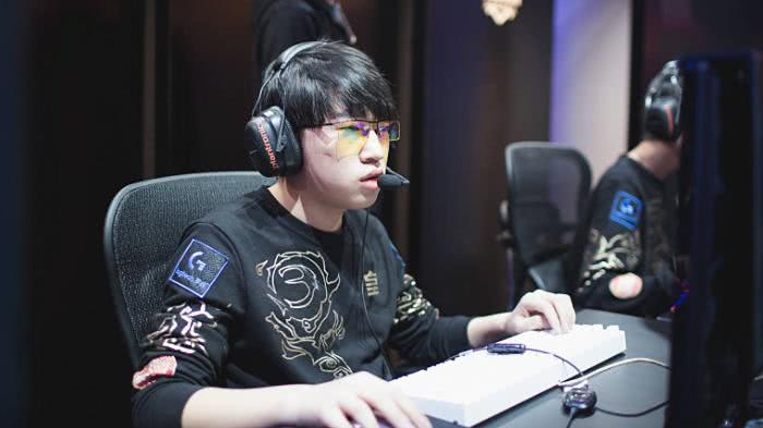 道路上越走 道路上越走