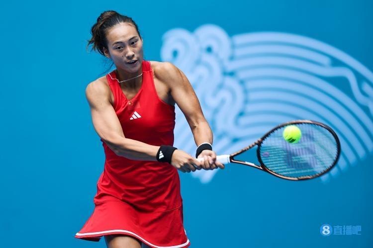 扎卡对中场 扎卡对中场